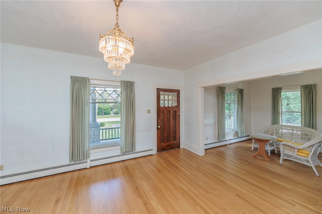 110 Courtland Street Wellington OH 44090