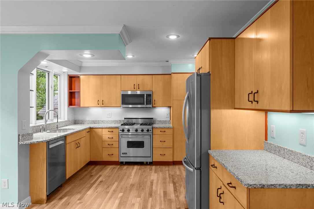 1460 Burlington Road Cleveland Heights OH 44118
