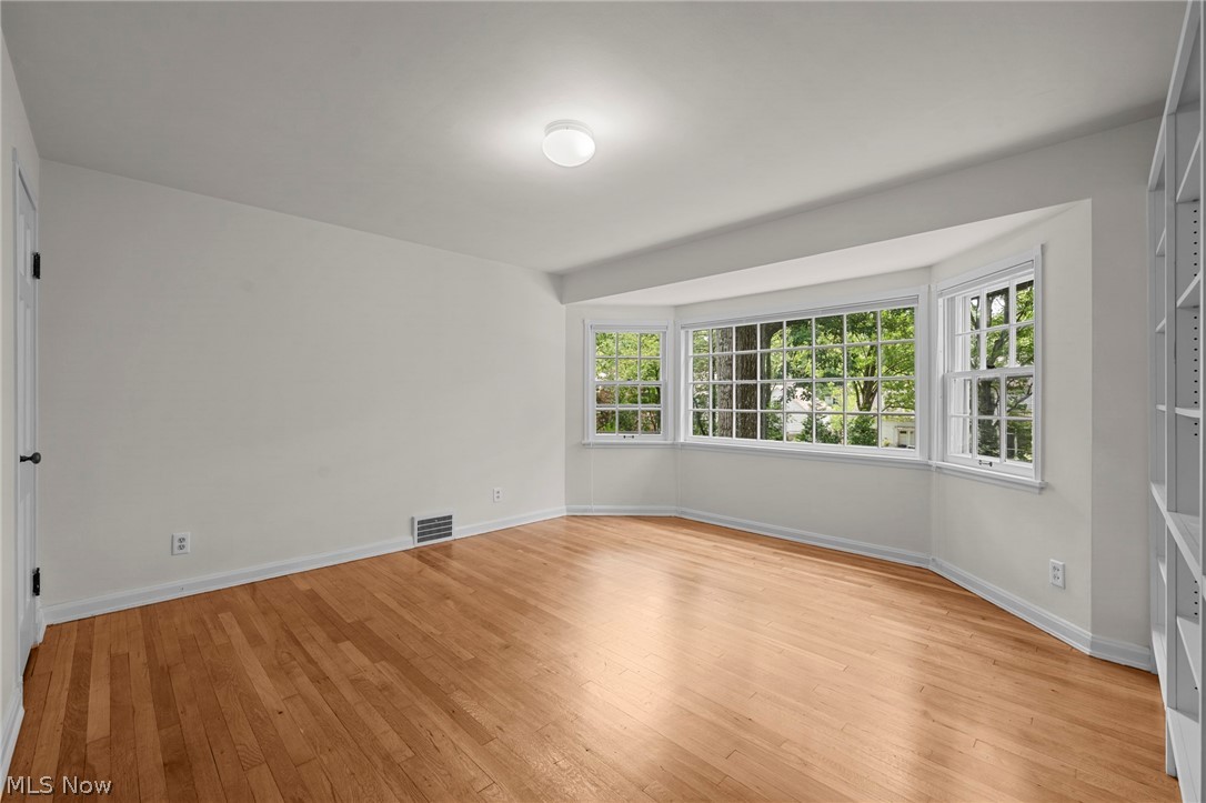 1460 Burlington Road Cleveland Heights OH 44118