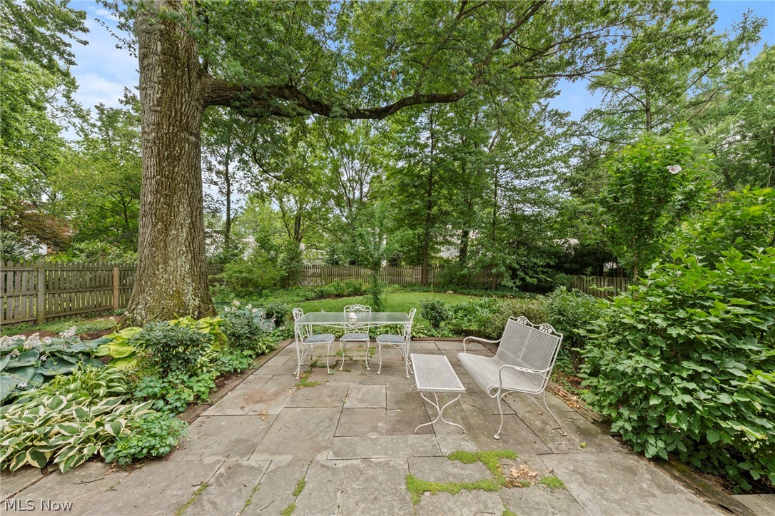1460 Burlington Road Cleveland Heights OH 44118