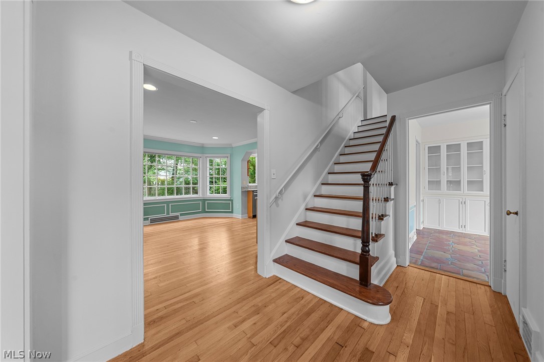 1460 Burlington Road Cleveland Heights OH 44118