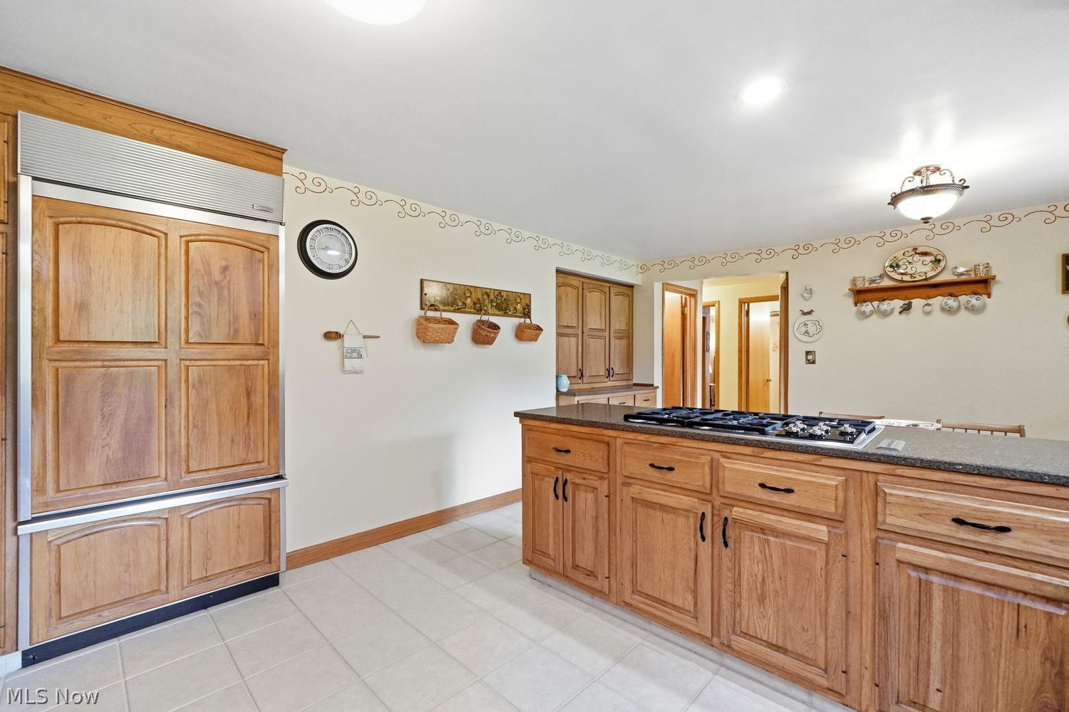 4950 E Pleasant Valley Road E Seven Hills OH 44131