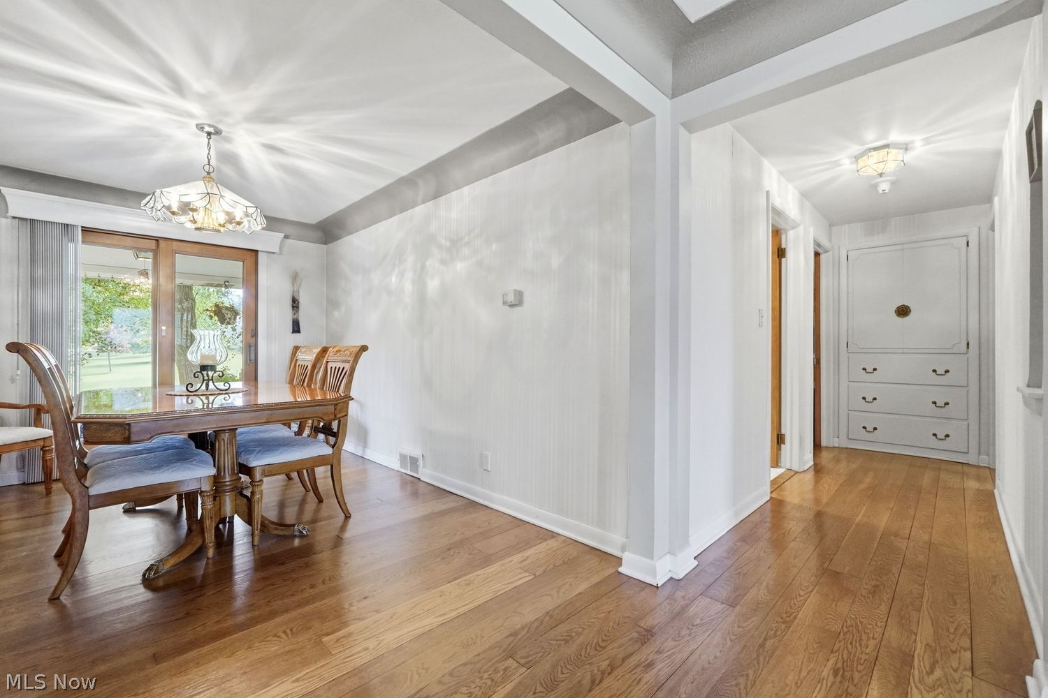 4950 E Pleasant Valley Road E Seven Hills OH 44131
