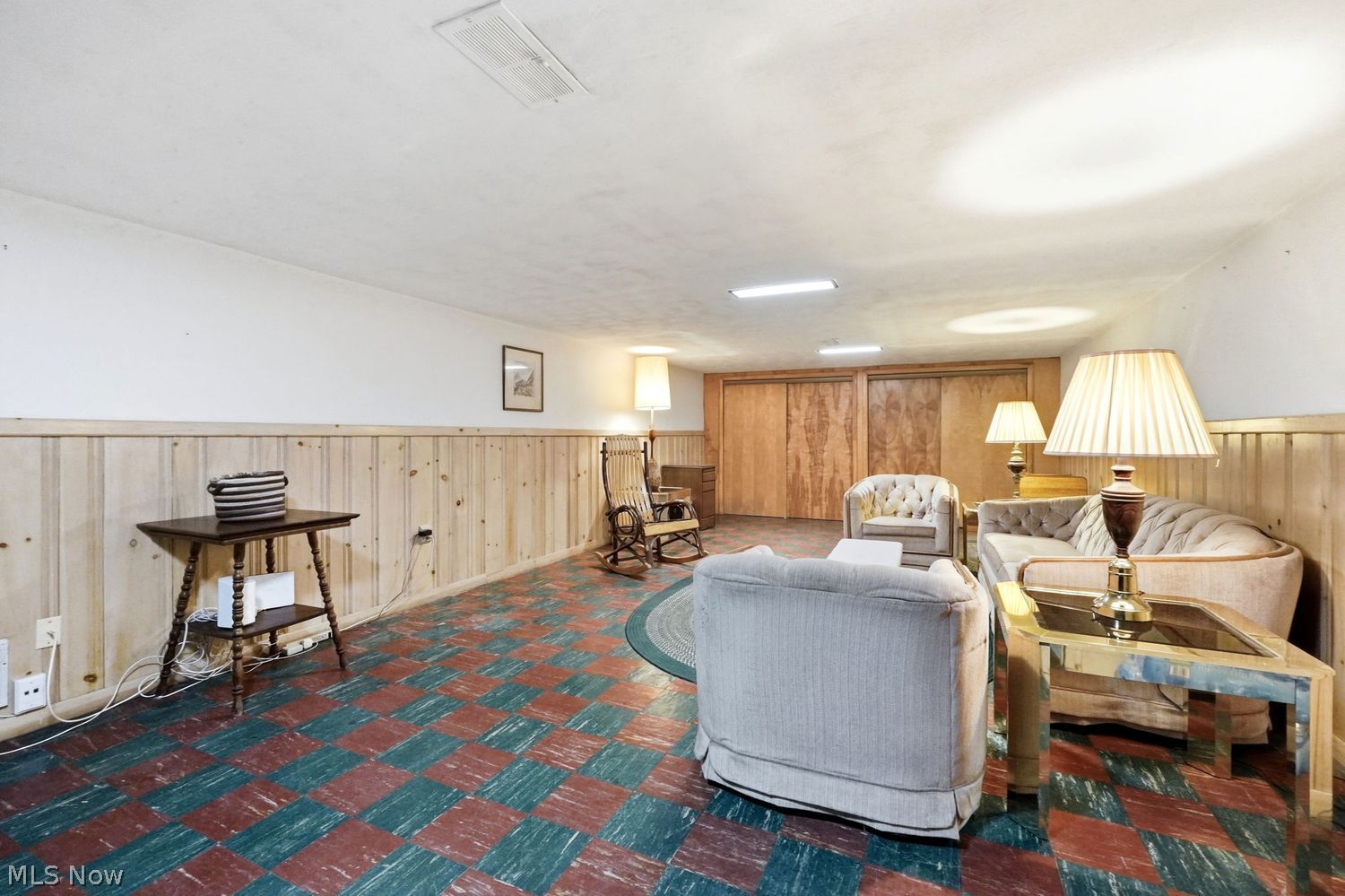 4950 E Pleasant Valley Road E Seven Hills OH 44131