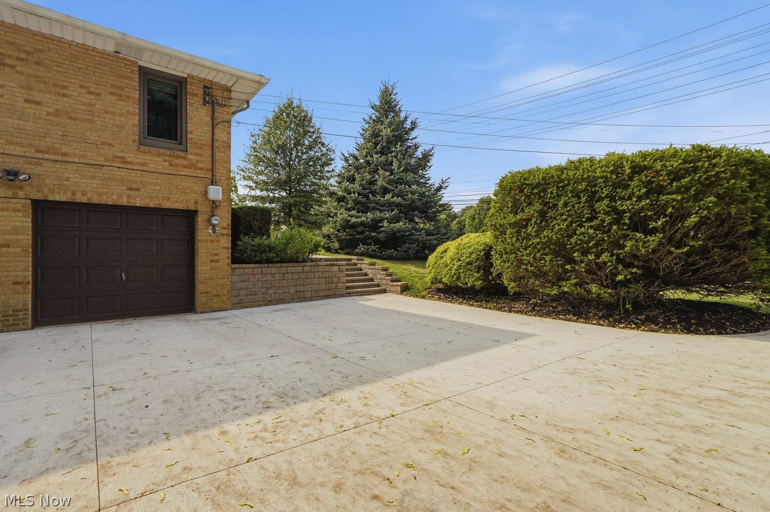 4950 E Pleasant Valley Road E Seven Hills OH 44131