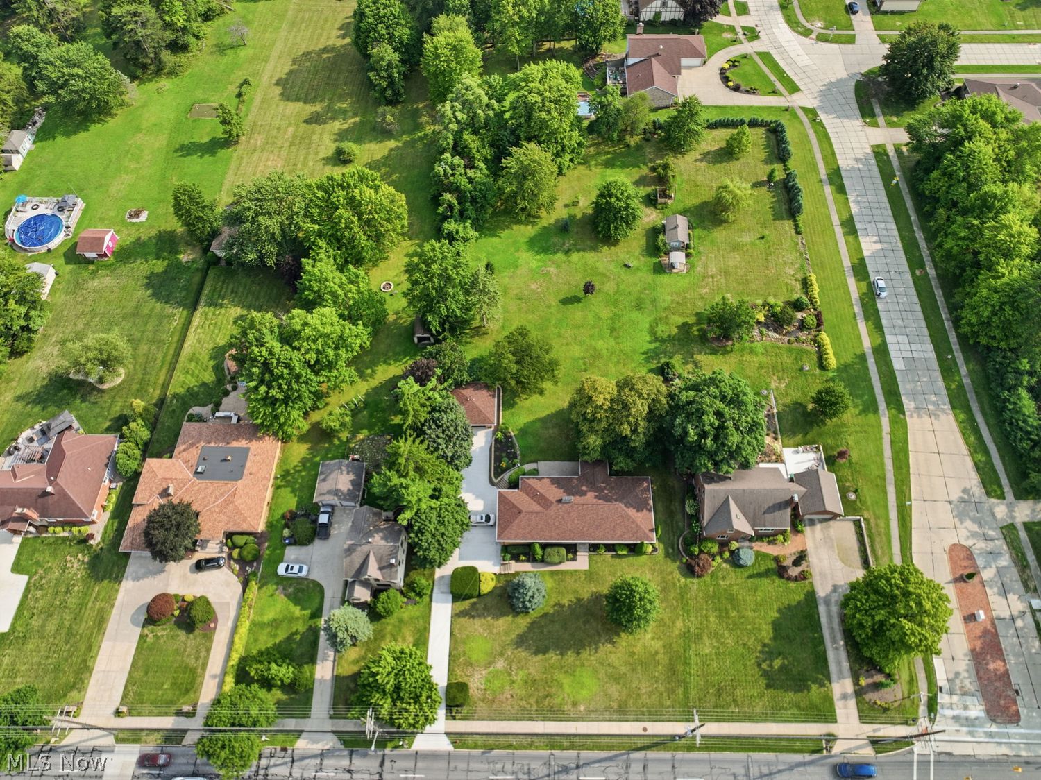 4950 E Pleasant Valley Road E Seven Hills OH 44131