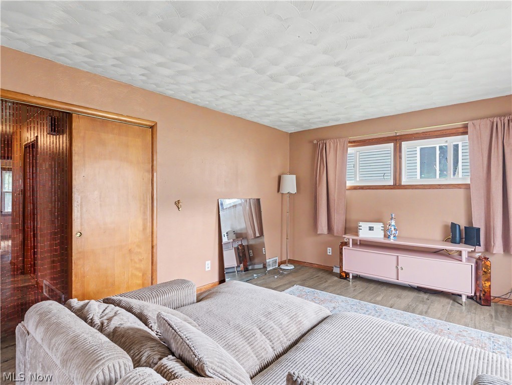 488 Massillon Road Akron OH 44306