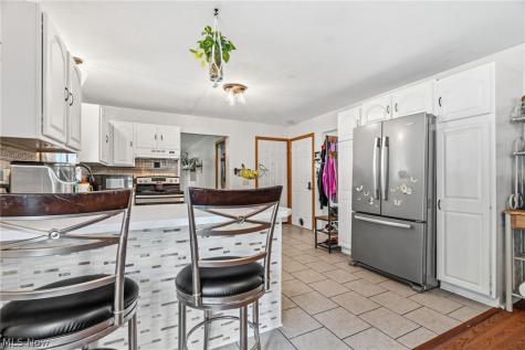 5893 Noel Street Louisville OH 44641