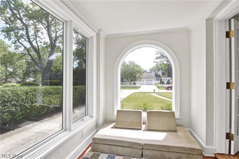 348 Lake Forest Drive Bay Village OH 44140