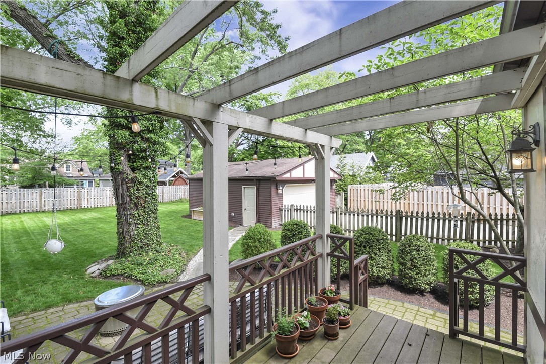 348 Lake Forest Drive Bay Village OH 44140