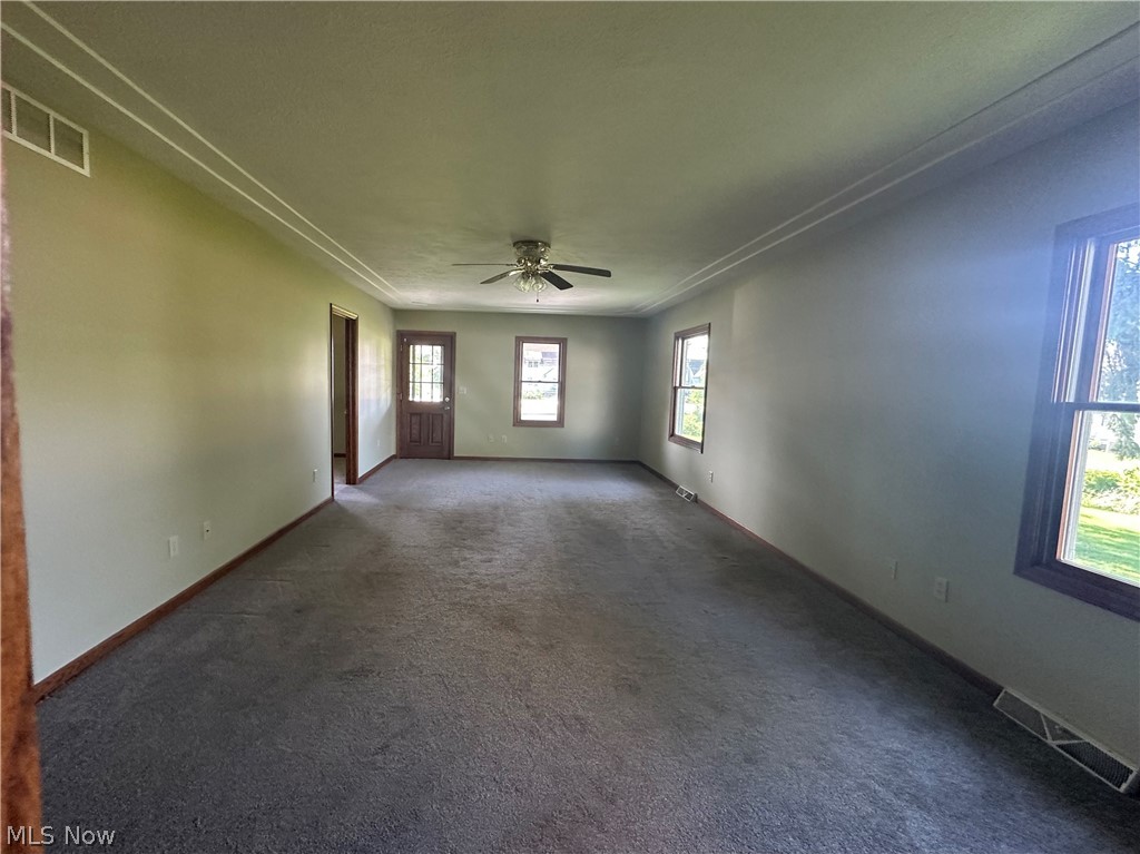 422 N Center Street Lagrange OH 44050