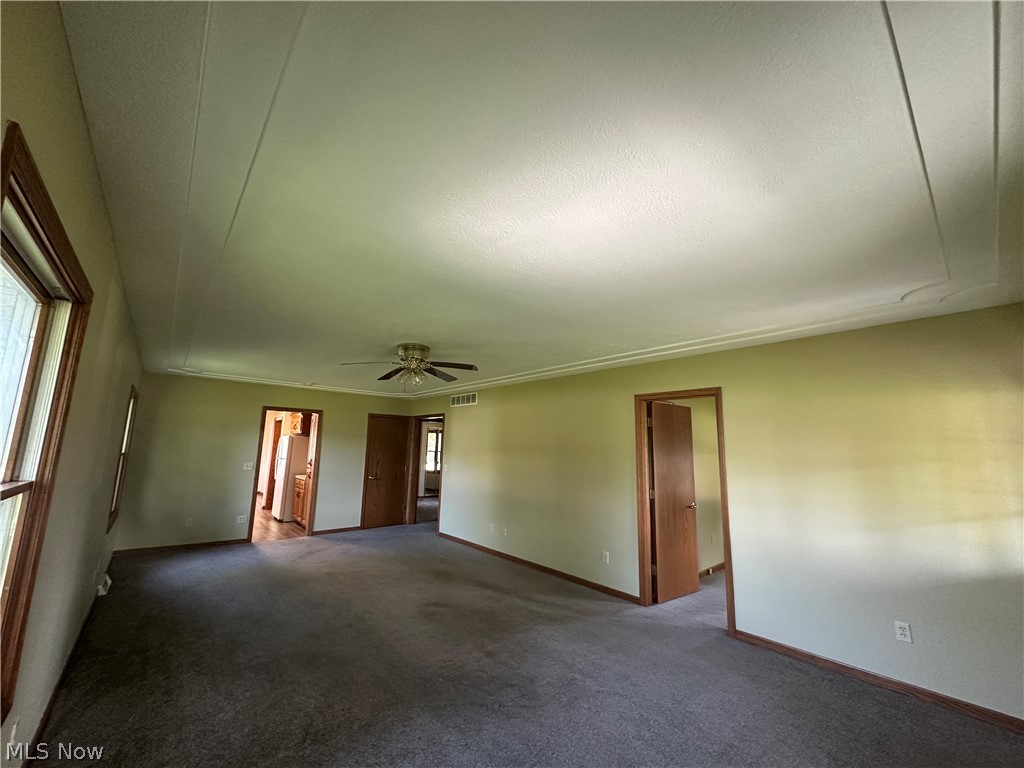 422 N Center Street Lagrange OH 44050
