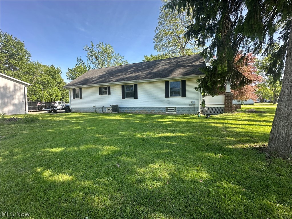 422 N Center Street Lagrange OH 44050
