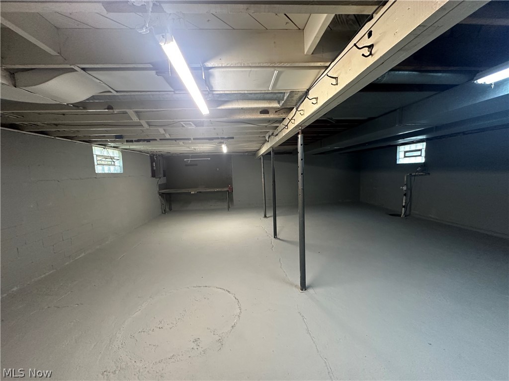 422 N Center Street Lagrange OH 44050