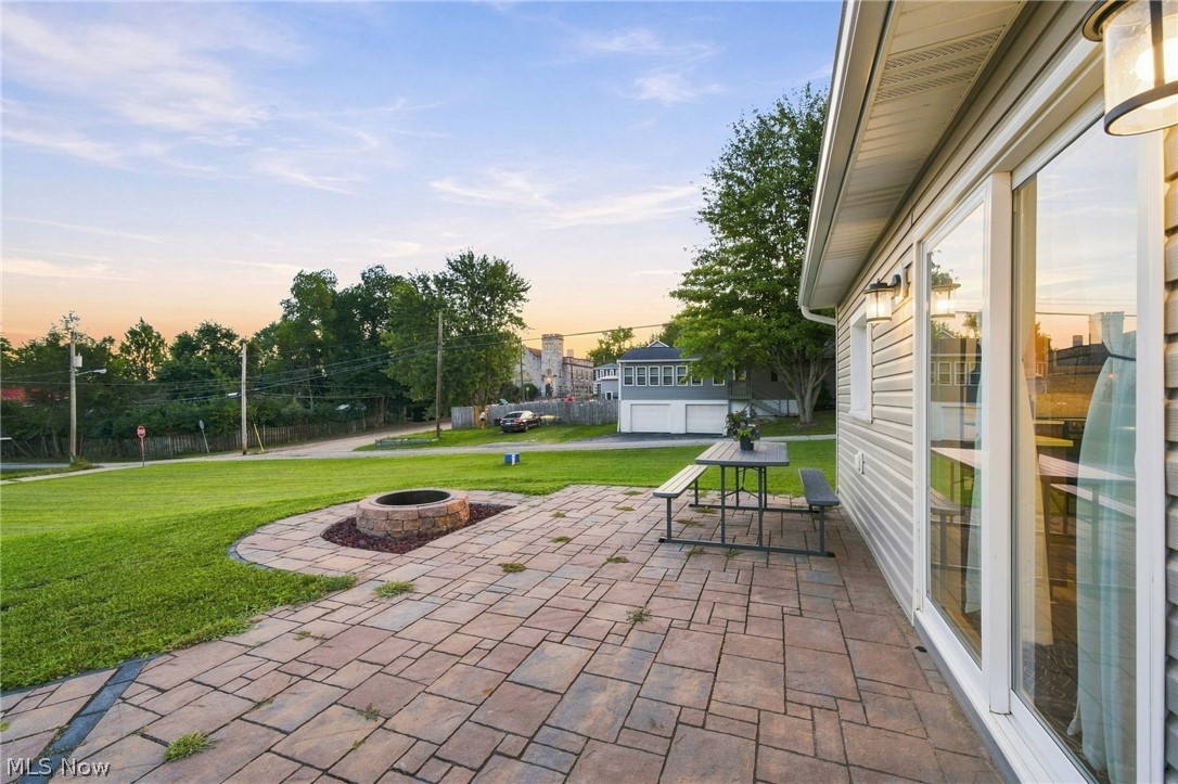 211 E Wood Street Shreve OH 44676