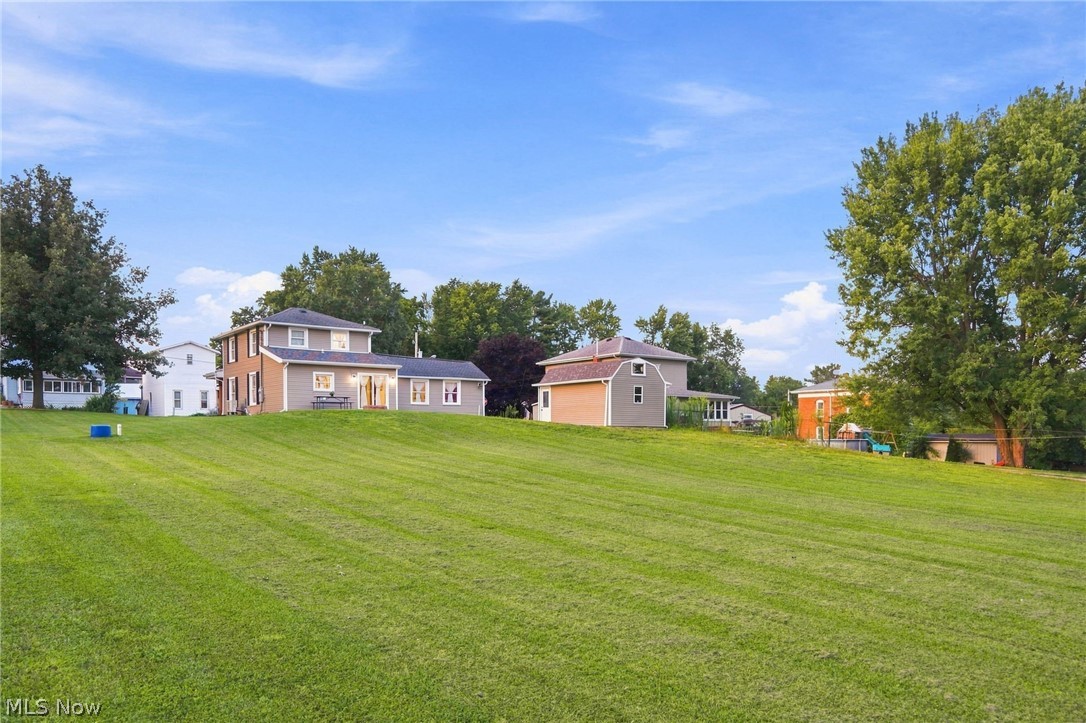 211 E Wood Street Shreve OH 44676