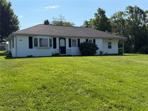4284 Swallen Avenue Louisville OH 44641