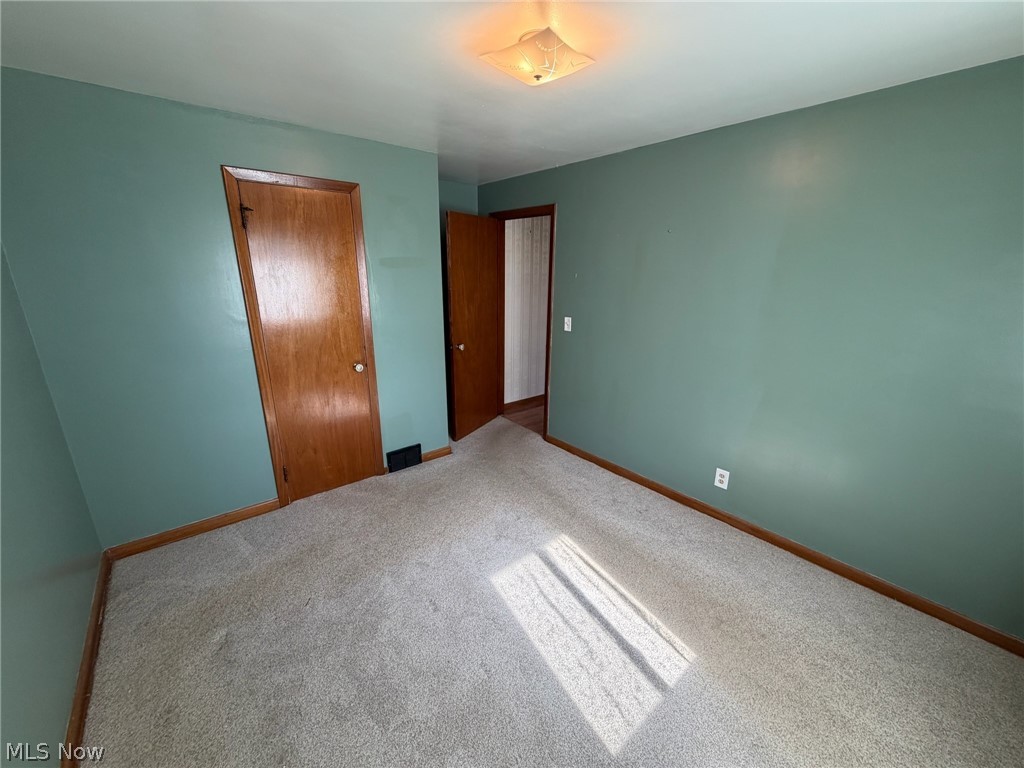4284 Swallen Avenue Louisville OH 44641