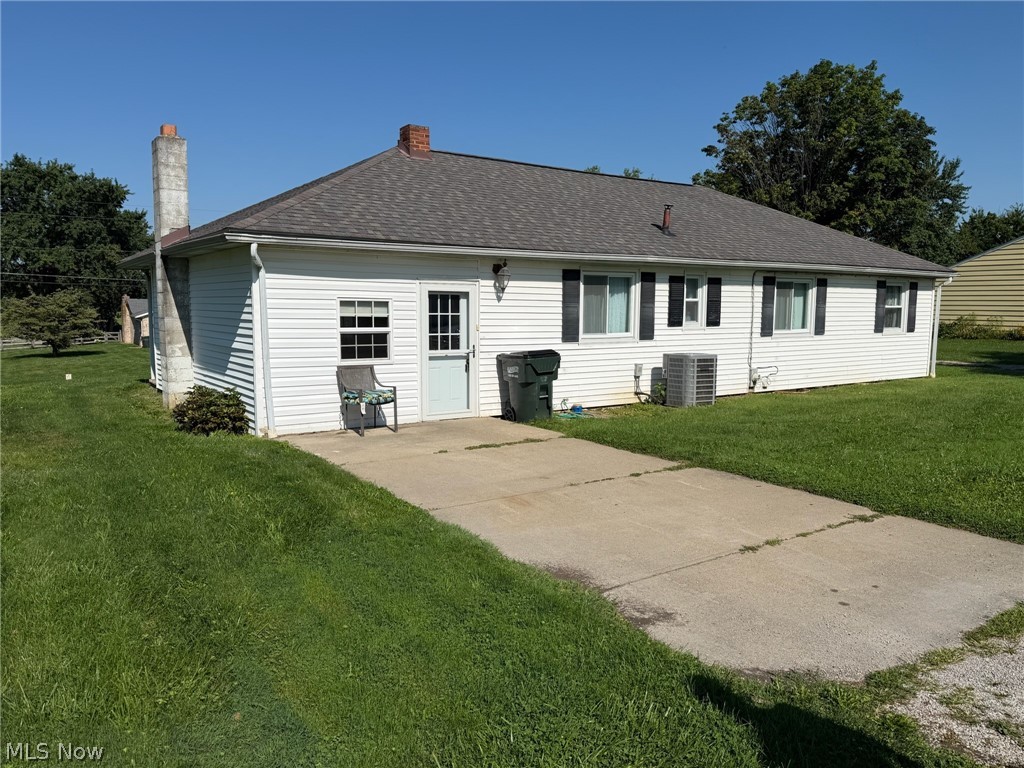 4284 Swallen Avenue Louisville OH 44641