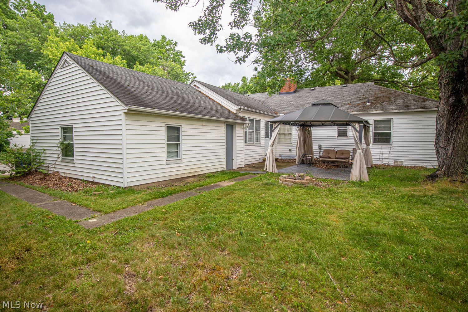 1107 Brandon Road Cleveland OH 44112