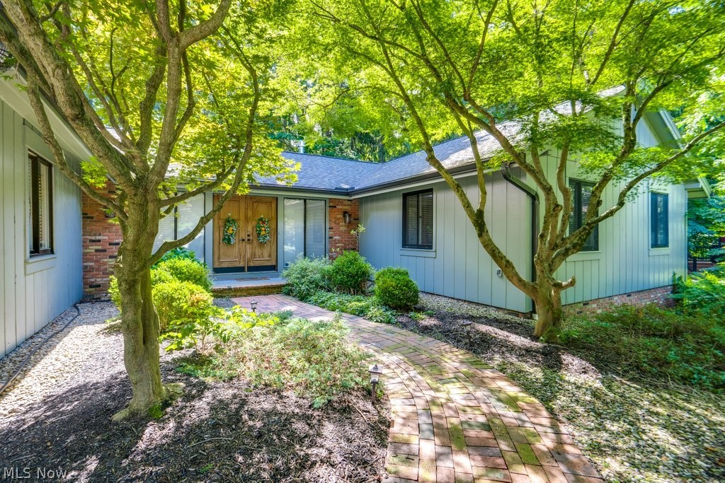 849 Pine Cone Oval Sagamore Hills OH 44067