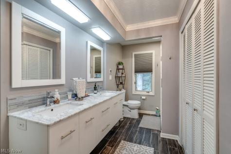 849 Pine Cone Oval Sagamore Hills OH 44067