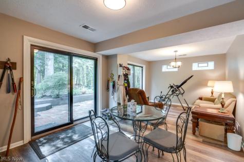 849 Pine Cone Oval Sagamore Hills OH 44067