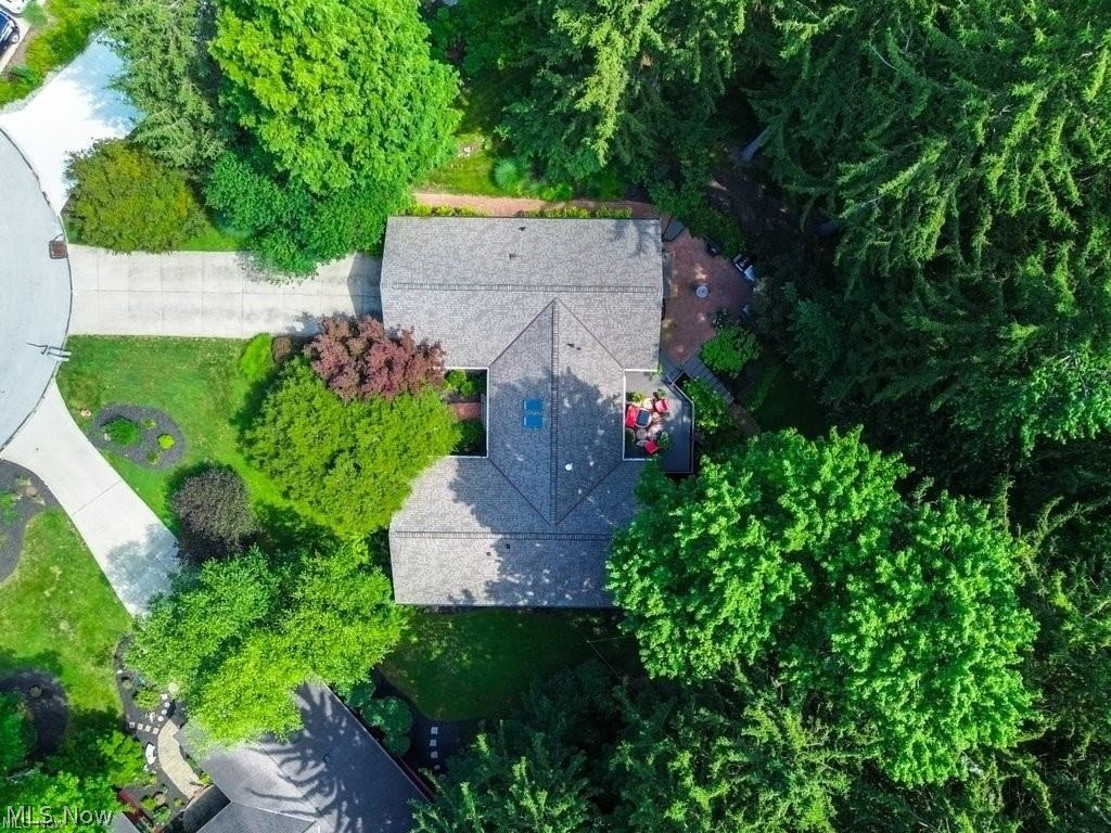 849 Pine Cone Oval Sagamore Hills OH 44067