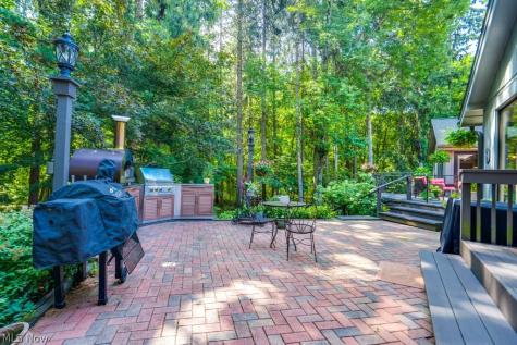 849 Pine Cone Oval Sagamore Hills OH 44067
