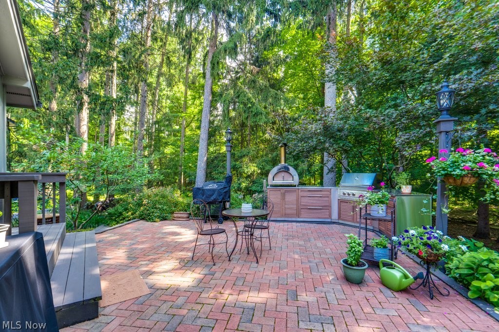 849 Pine Cone Oval Sagamore Hills OH 44067