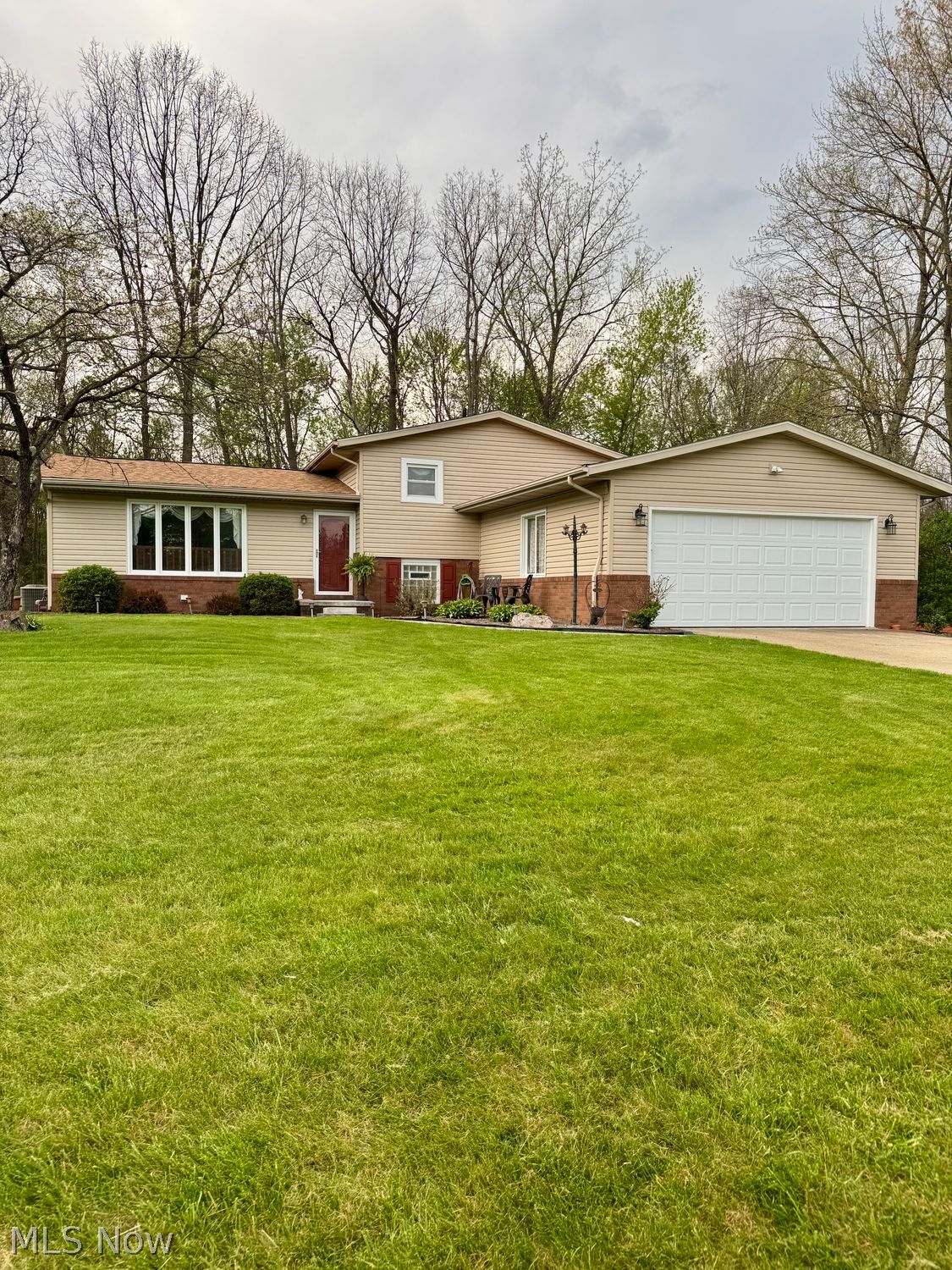 2030 Zircon Street NE Canton OH 44721