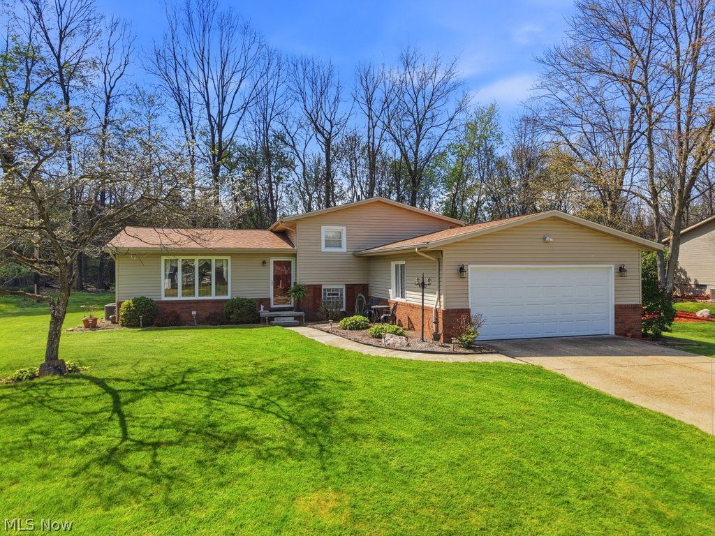 2030 Zircon Street NE Canton OH 44721