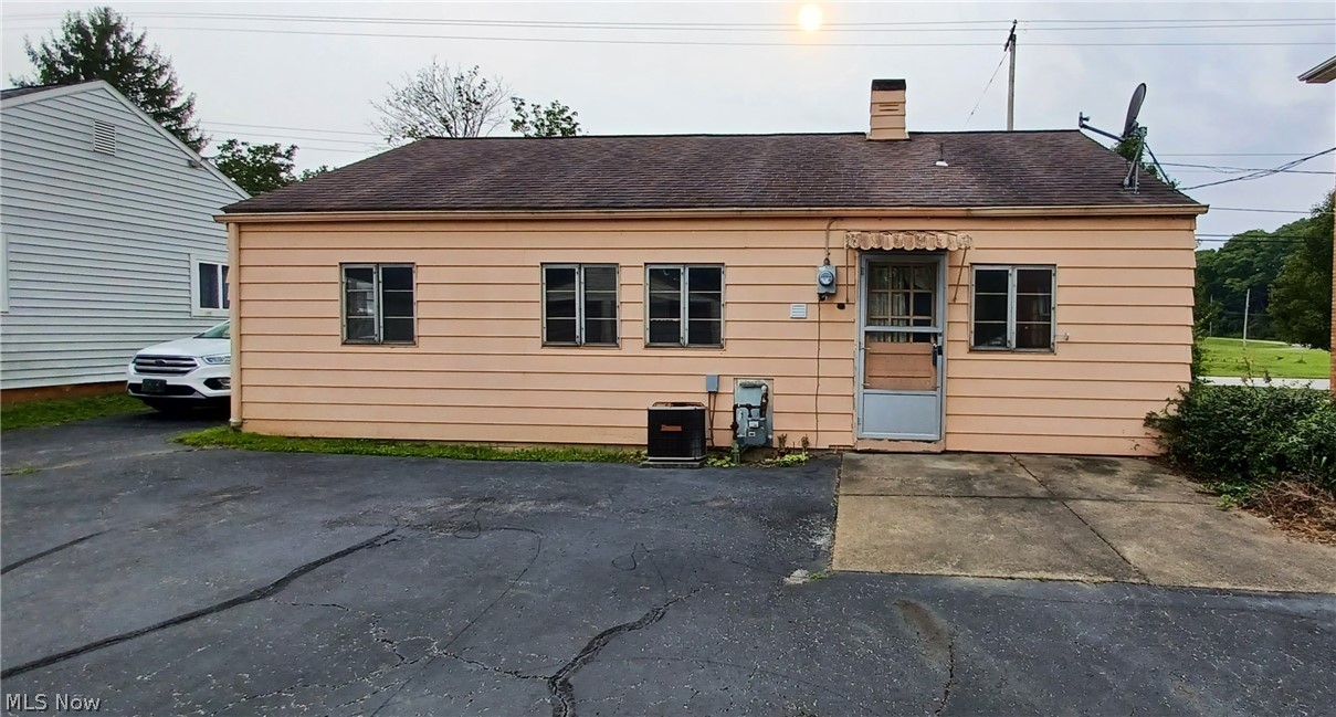 225 Ohio Avenue Mcdonald OH 44437