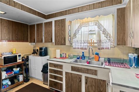 35812 Wanaka Boulevard Eastlake OH 44095
