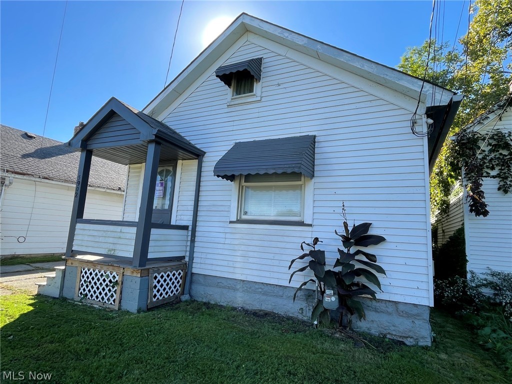 5902 Gertrude Avenue Cleveland OH 44105