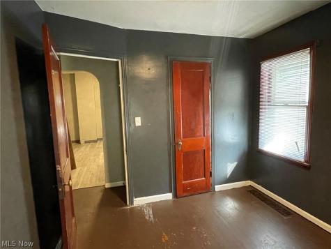 5902 Gertrude Avenue Cleveland OH 44105