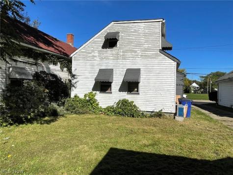5902 Gertrude Avenue Cleveland OH 44105
