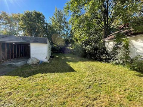 5902 Gertrude Avenue Cleveland OH 44105