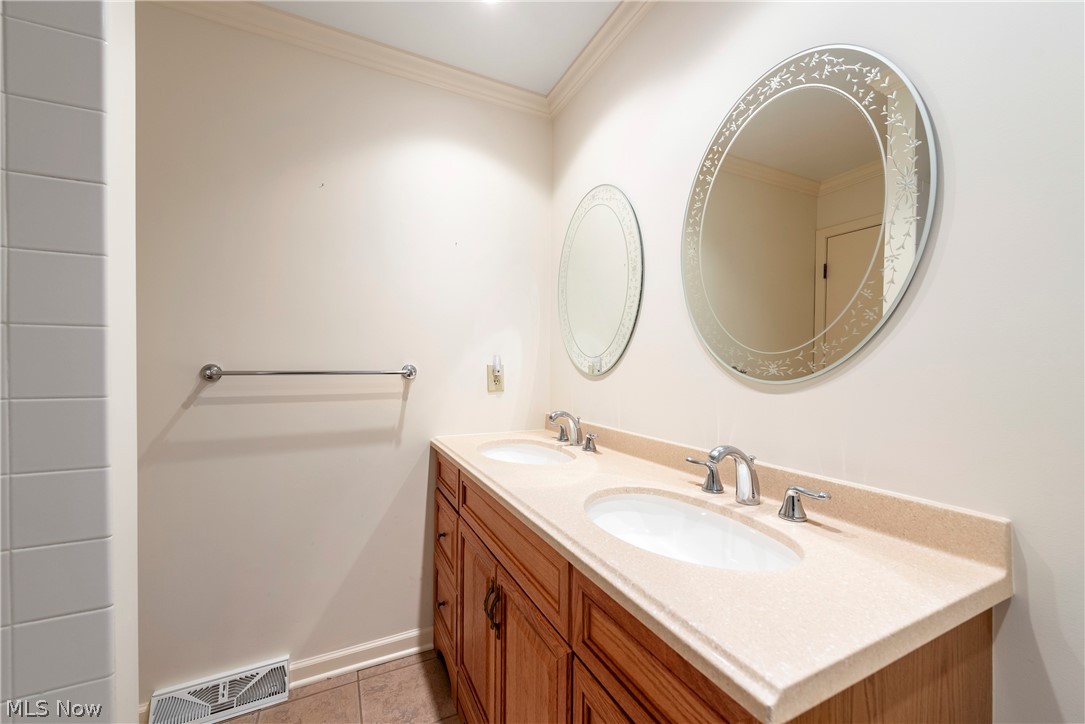 24533 Framingham Drive Westlake OH 44145