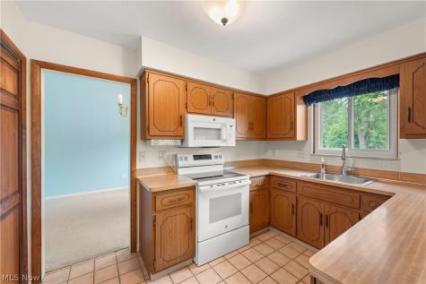 24533 Framingham Drive Westlake OH 44145