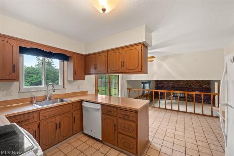 24533 Framingham Drive Westlake OH 44145