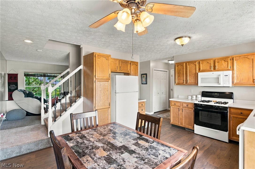 3704 N Viona Drive Akron OH 44319