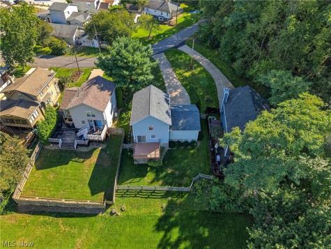 3704 N Viona Drive Akron OH 44319
