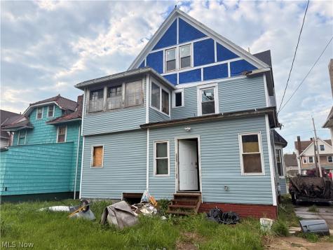 10704 Pasadena Avenue Cleveland OH 44108
