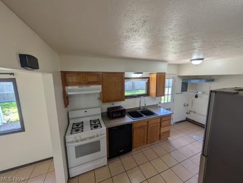1882 Paul Drive Brunswick OH 44212
