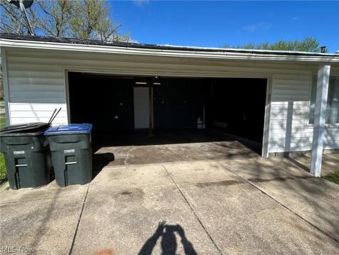 1882 Paul Drive Brunswick OH 44212