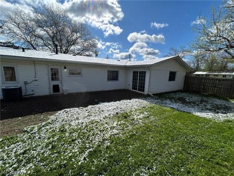 1882 Paul Drive Brunswick OH 44212