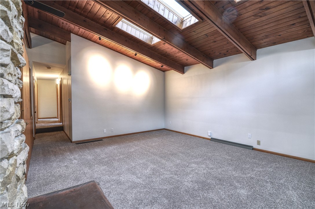172 27th Street NW Barberton OH 44203