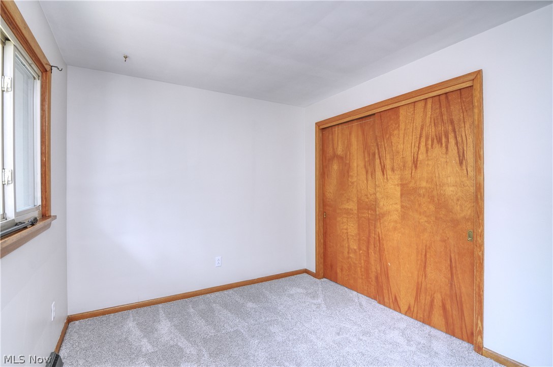 172 27th Street NW Barberton OH 44203