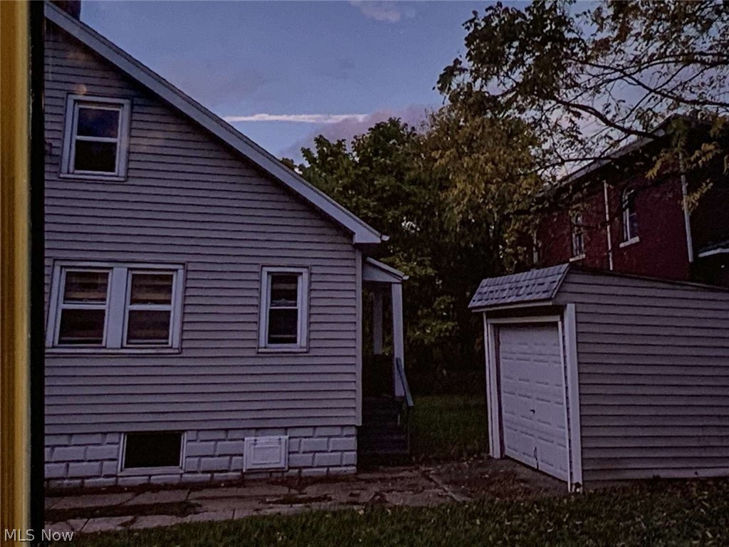 2971 E 65th Street Cleveland OH 44127